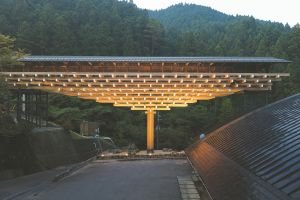 Œuvres de l’architecte Kuma à la Fondation Folon